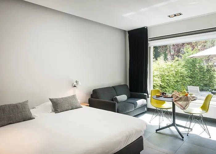 Marcel De Business & Travel Bed & Breakfast