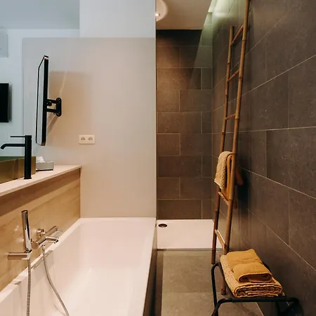 Marcel De Business & Travel Bed & Breakfast 5*